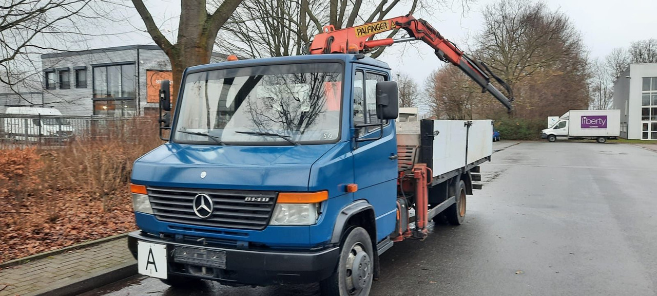 Mercedes-Benz 814 Pritsche mit Kran+Greifer - Flatbed van: picture 3 Mercedes-Benz 814 Pritsche mit Kran+Greifer - Flatbed van: picture 3