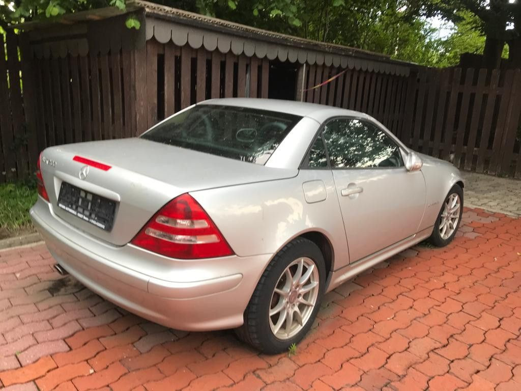 Mercedes-Benz SLK 200 Kompressor - Car: picture 1 Mercedes-Benz SLK 200 Kompressor - Car: picture 1