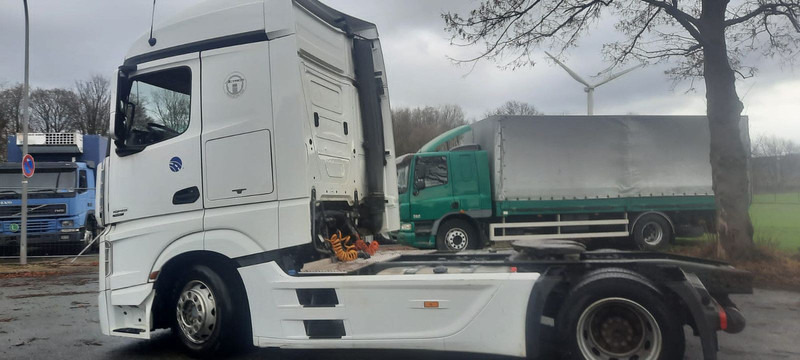 Mercedes-Benz 1845MP4 Euro:6 Vollausst - Tractor unit: picture 3 Mercedes-Benz 1845MP4 Euro:6 Vollausst - Tractor unit: picture 3