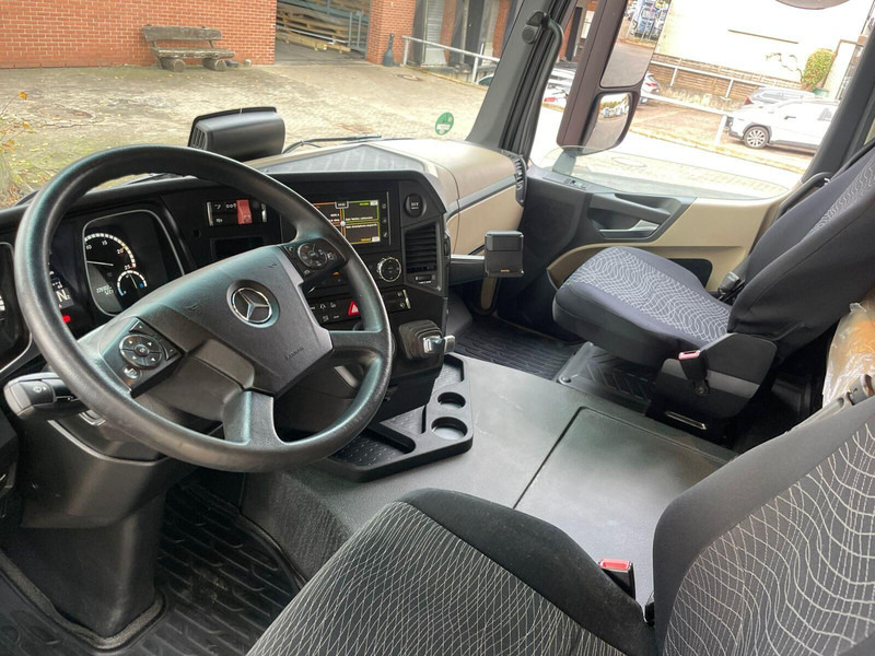 Mercedes-Benz Actros 1843 ADR Vollausst. 1-Hand - Tractor unit: picture 5 Mercedes-Benz Actros 1843 ADR Vollausst. 1-Hand - Tractor unit: picture 5