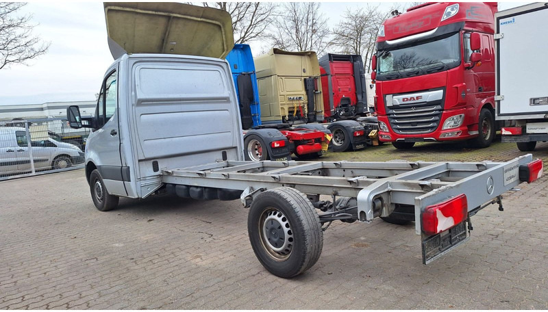 Mercedes-Benz Fahrgestell 316 - Van, Cab chassis truck: picture 5 Mercedes-Benz Fahrgestell 316 - Van, Cab chassis truck: picture 5