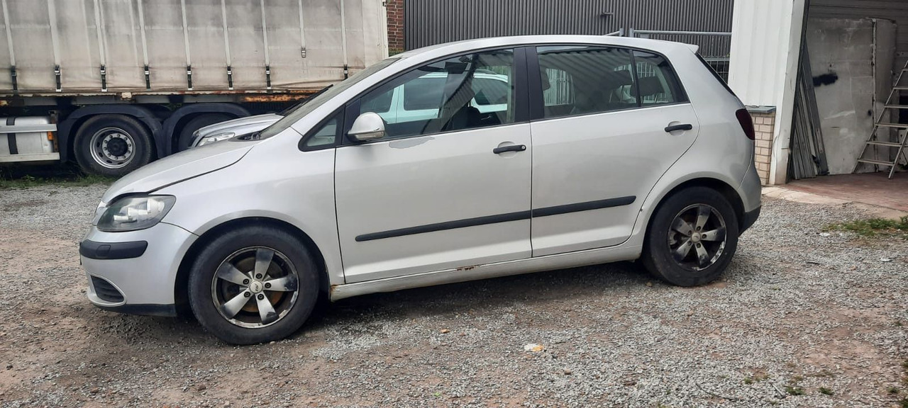 Volkswagen Golf Plus 1.9 TDI DSG DPF Comfortline - Sedan: picture 4 Volkswagen Golf Plus 1.9 TDI DSG DPF Comfortline - Sedan: picture 4