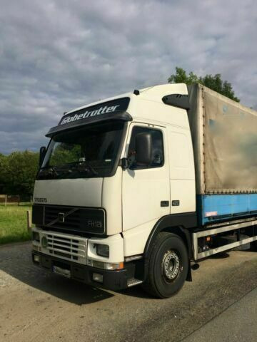 Volvo FH12-420 Euro:4Plane Spriegel mit LBW 3000kg - Curtainsider truck: picture 2 Volvo FH12-420 Euro:4Plane Spriegel mit LBW 3000kg - Curtainsider truck: picture 2