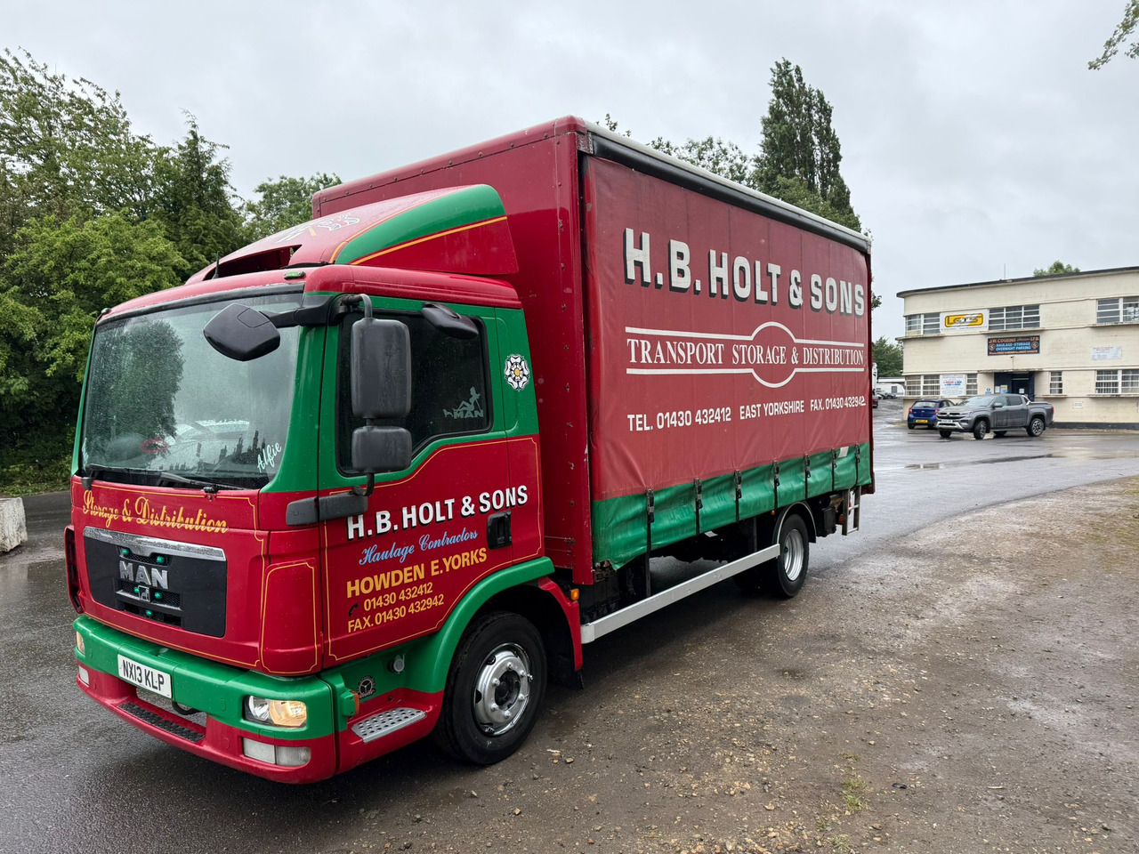 2013 MAN TGL Curtainside Truck - Curtainsider truck: picture 3 2013 MAN TGL Curtainside Truck - Curtainsider truck: picture 3