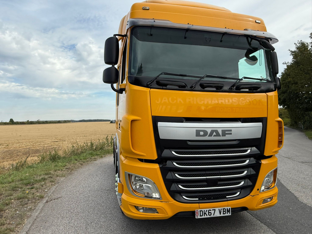 2017 DAF XF 460 Tractor Unit - Tractor unit: picture 3 2017 DAF XF 460 Tractor Unit - Tractor unit: picture 3