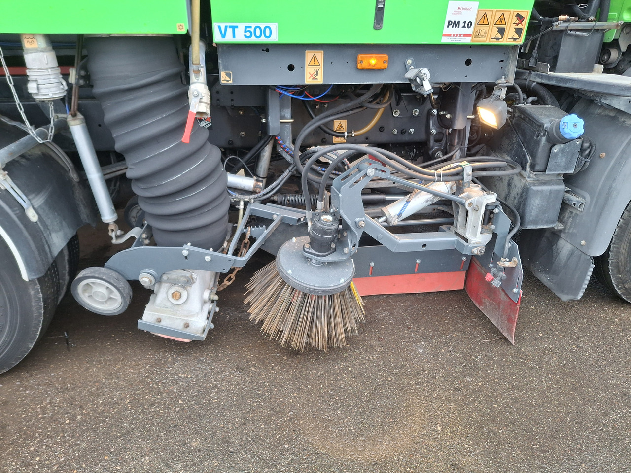 Renault Midlum 220 Zamiatarka Kehrmaschine 2 Motoren L/R EURO 5 Johnston SEMAT - Road sweeper: picture 4 Renault Midlum 220 Zamiatarka Kehrmaschine 2 Motoren L/R EURO 5 Johnston SEMAT - Road sweeper: picture 4