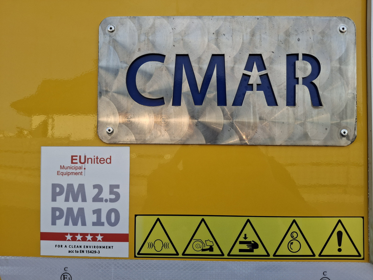 Leasing of VOLVO FMX 420 Zamiatarka Kehrmaschine Euro 6 PM2.5 BROCK VS 7 TECH Karcher L/R 2145 Mth 2021r VOLVO FMX 420 Zamiatarka Kehrmaschine Euro 6 PM2.5 BROCK VS 7 TECH Karcher L/R 2145 Mth 2021r: picture 36 Leasing of VOLVO FMX 420 Zamiatarka Kehrmaschine Euro 6 PM2.5 BROCK VS 7 TECH Karcher L/R 2145 Mth 2021r VOLVO FMX 420 Zamiatarka Kehrmaschine Euro 6 PM2.5 BROCK VS 7 TECH Karcher L/R 2145 Mth 2021r: picture 36