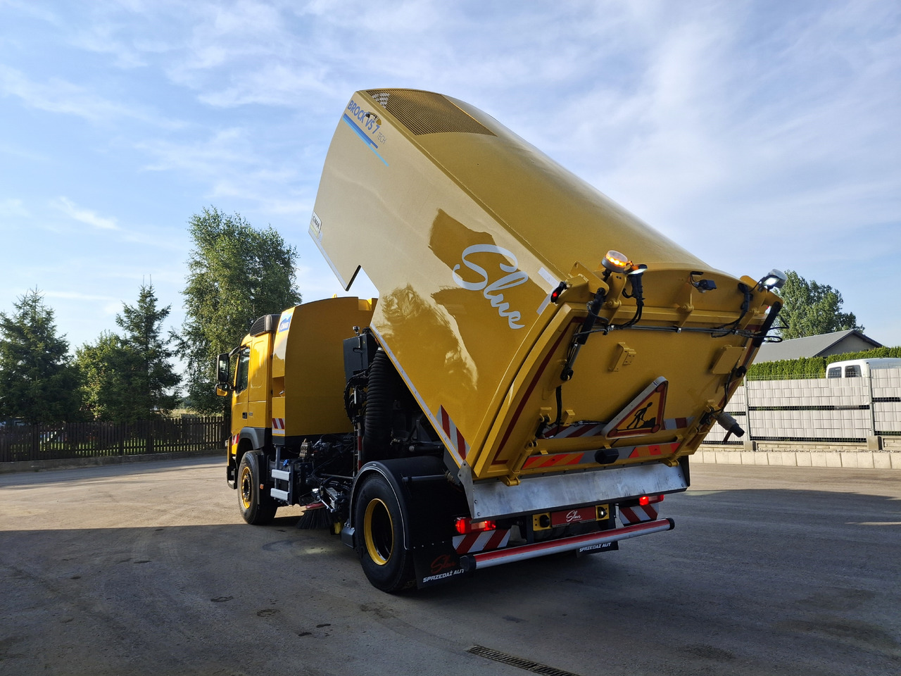 Leasing of VOLVO FMX 420 Zamiatarka Kehrmaschine Euro 6 PM2.5 BROCK VS 7 TECH Karcher L/R 2145 Mth 2021r VOLVO FMX 420 Zamiatarka Kehrmaschine Euro 6 PM2.5 BROCK VS 7 TECH Karcher L/R 2145 Mth 2021r: picture 32 Leasing of VOLVO FMX 420 Zamiatarka Kehrmaschine Euro 6 PM2.5 BROCK VS 7 TECH Karcher L/R 2145 Mth 2021r VOLVO FMX 420 Zamiatarka Kehrmaschine Euro 6 PM2.5 BROCK VS 7 TECH Karcher L/R 2145 Mth 2021r: picture 32