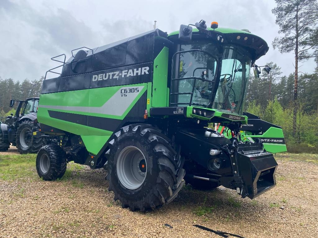 Deutz-fahr Deutz-Fahr 6305 TS - Combine harvester: picture 1 Deutz-fahr Deutz-Fahr 6305 TS - Combine harvester: picture 1