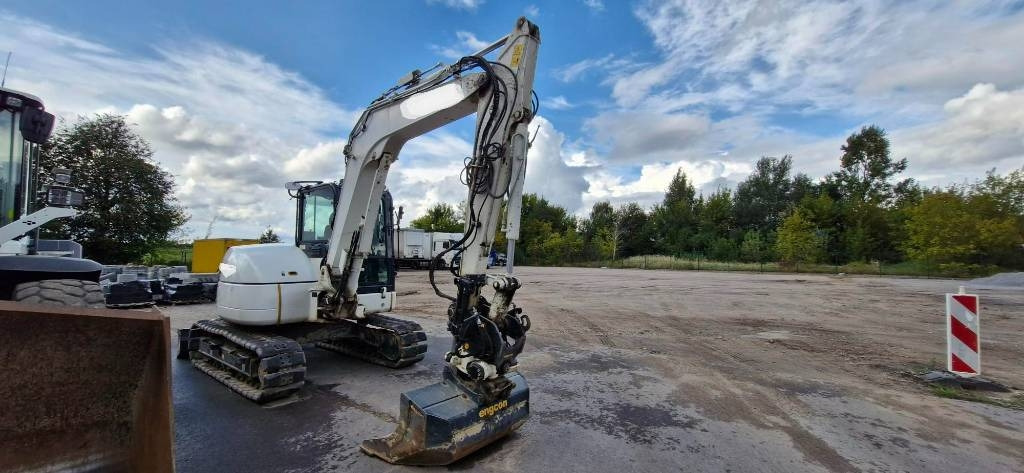 Komatsu PC 80 MR-5E0 - Mini excavator: picture 2 Komatsu PC 80 MR-5E0 - Mini excavator: picture 2