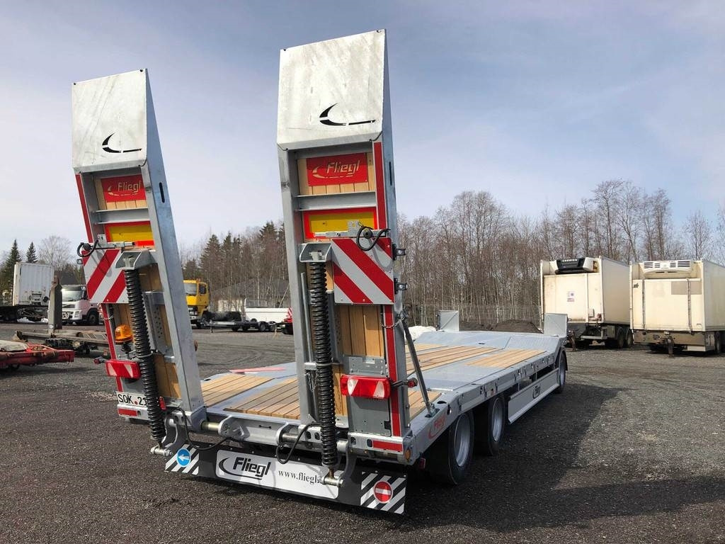 Fliegl DTS-S 300 - Low loader trailer: picture 3 Fliegl DTS-S 300 - Low loader trailer: picture 3