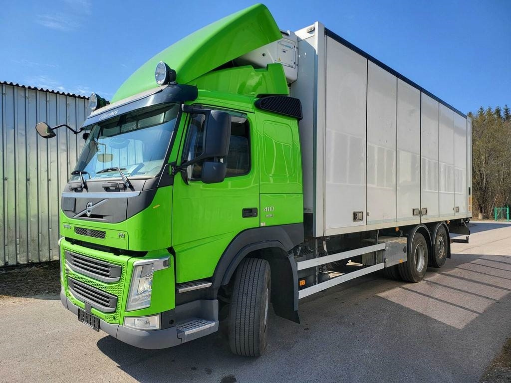 Volvo FM410 6X2 CARRIER SIDEOPENING  - Refrigerator truck: picture 4 Volvo FM410 6X2 CARRIER SIDEOPENING  - Refrigerator truck: picture 4