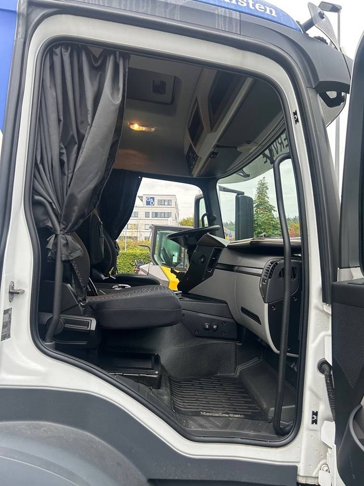 Leasing of Mercedes-Benz Antos 2533 L Maschinentransporter  Mercedes-Benz Antos 2533 L Maschinentransporter: picture 12 Leasing of Mercedes-Benz Antos 2533 L Maschinentransporter  Mercedes-Benz Antos 2533 L Maschinentransporter: picture 12