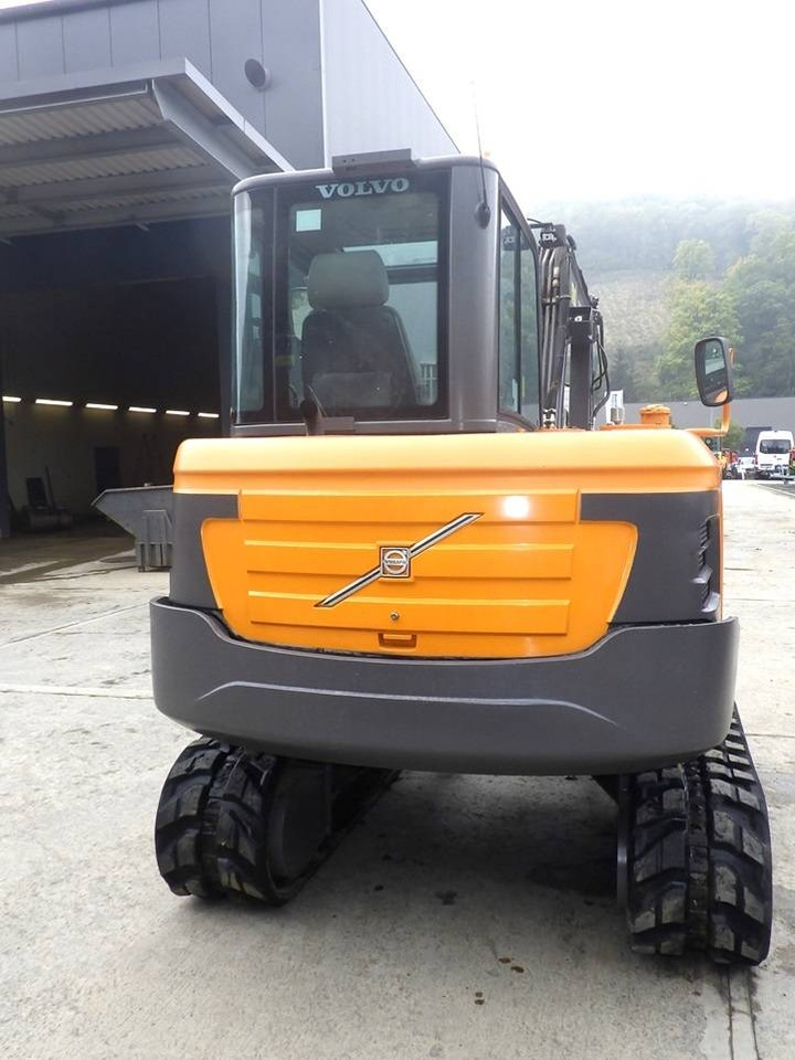 Mini excavator Volvo EC 55 C: picture 6