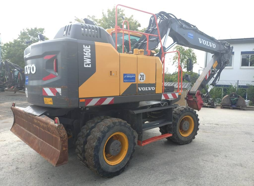 Wheel excavator Volvo EW 160 E: picture 6