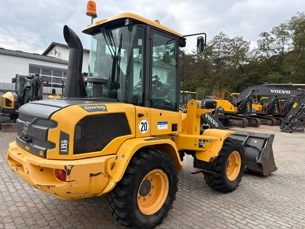 Volvo L 35 G  - Wheel loader: picture 3 Volvo L 35 G  - Wheel loader: picture 3