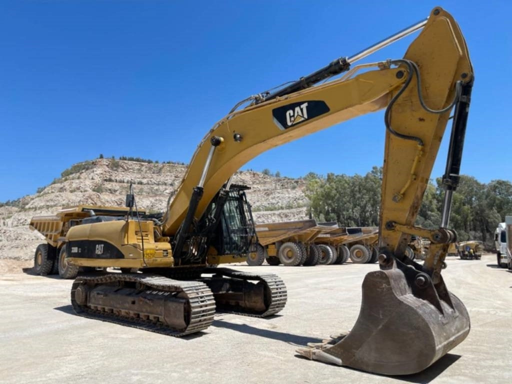 CAT 330 D LN  - Crawler excavator: picture 4 CAT 330 D LN  - Crawler excavator: picture 4
