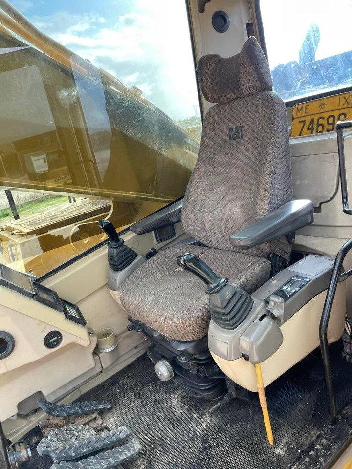Crawler excavator CAT 365 B L ME: picture 15