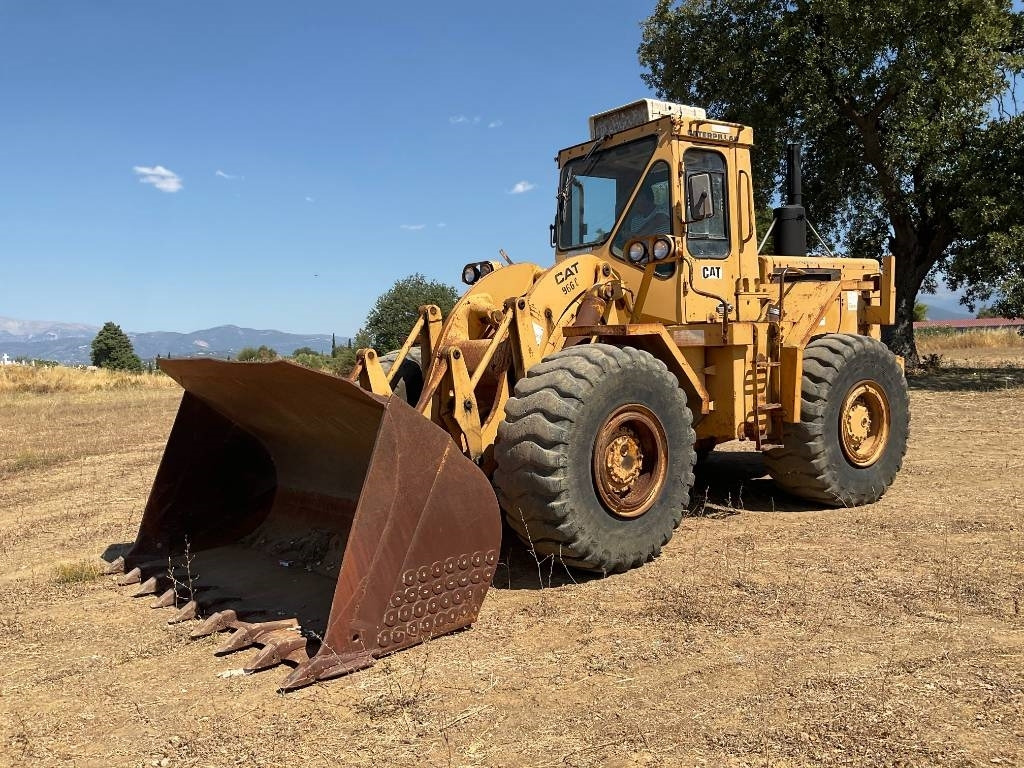CAT 966C - Wheel loader: picture 1 CAT 966C - Wheel loader: picture 1