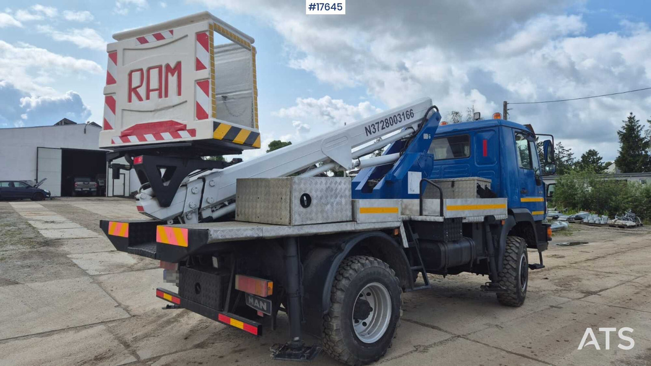 Truck mounted aerial platform 2000 MAN 8.163: picture 11 Truck mounted aerial platform 2000 MAN 8.163: picture 11