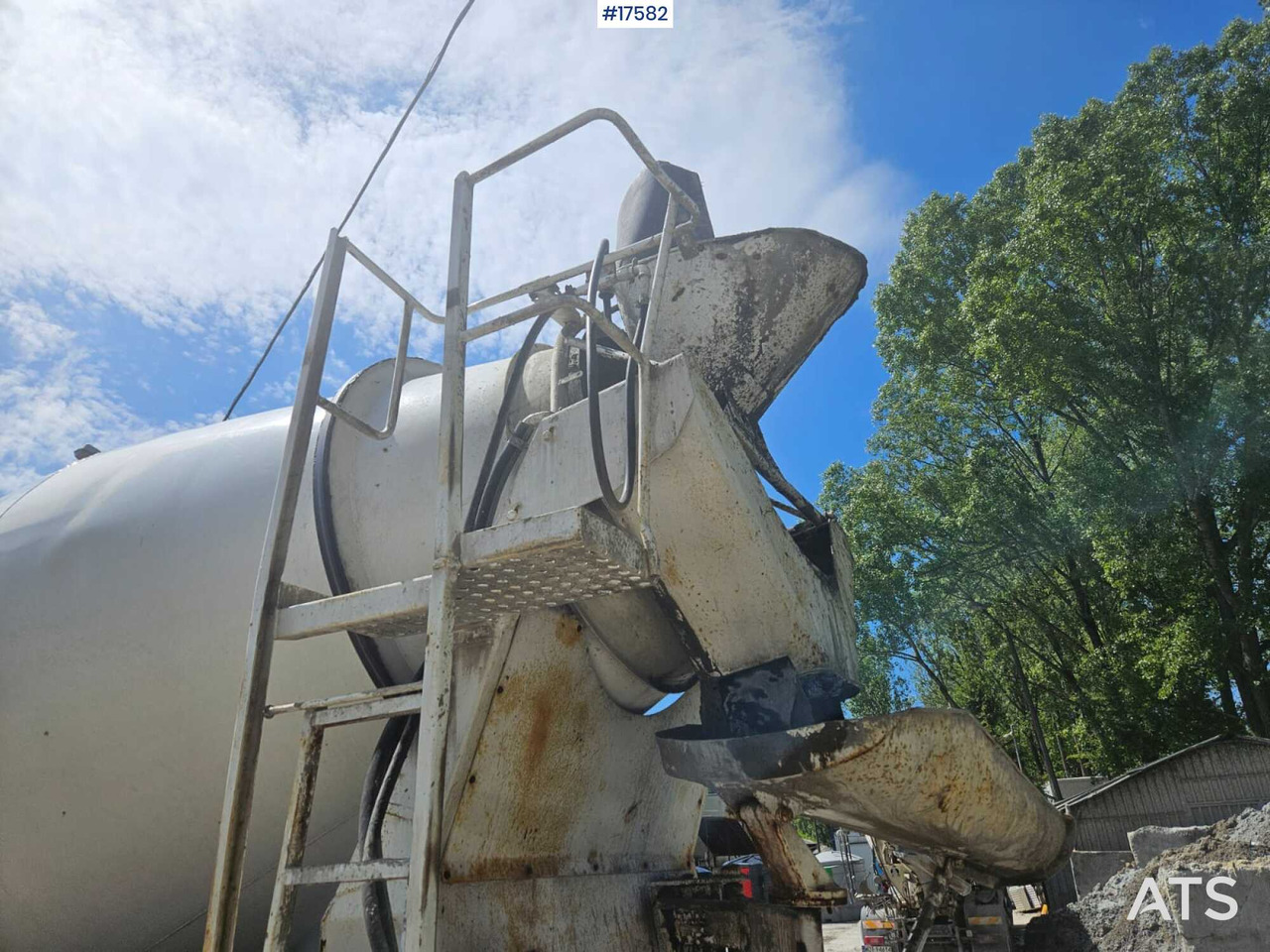 Concrete mixer truck 2005 Mercedes-Benz Actros 3236: picture 11