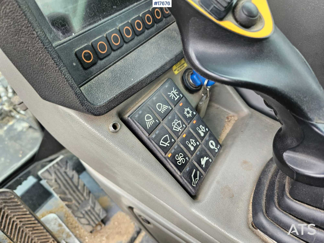 Wheel excavator 2017 Schaeff TW 110: picture 17