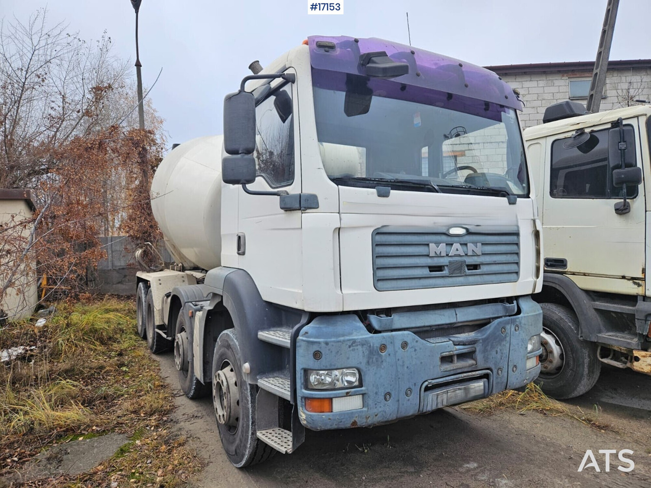 Concrete mixer on MAN TGA 35.360 8x4 chassis (2004) - Concrete mixer truck: picture 1 Concrete mixer on MAN TGA 35.360 8x4 chassis (2004) - Concrete mixer truck: picture 1