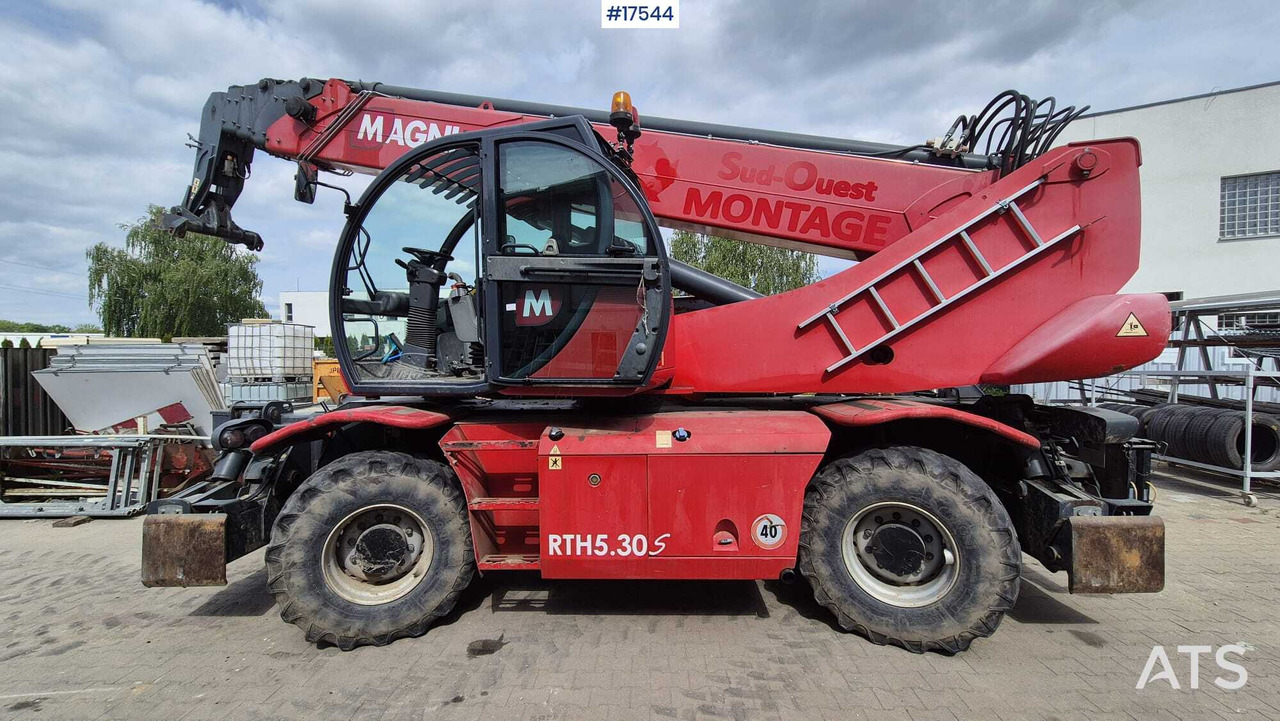 Rotating telescopic handler MAGNI RTH 5.30 SM/C (2016) - Telescopic handler: picture 5 Rotating telescopic handler MAGNI RTH 5.30 SM/C (2016) - Telescopic handler: picture 5