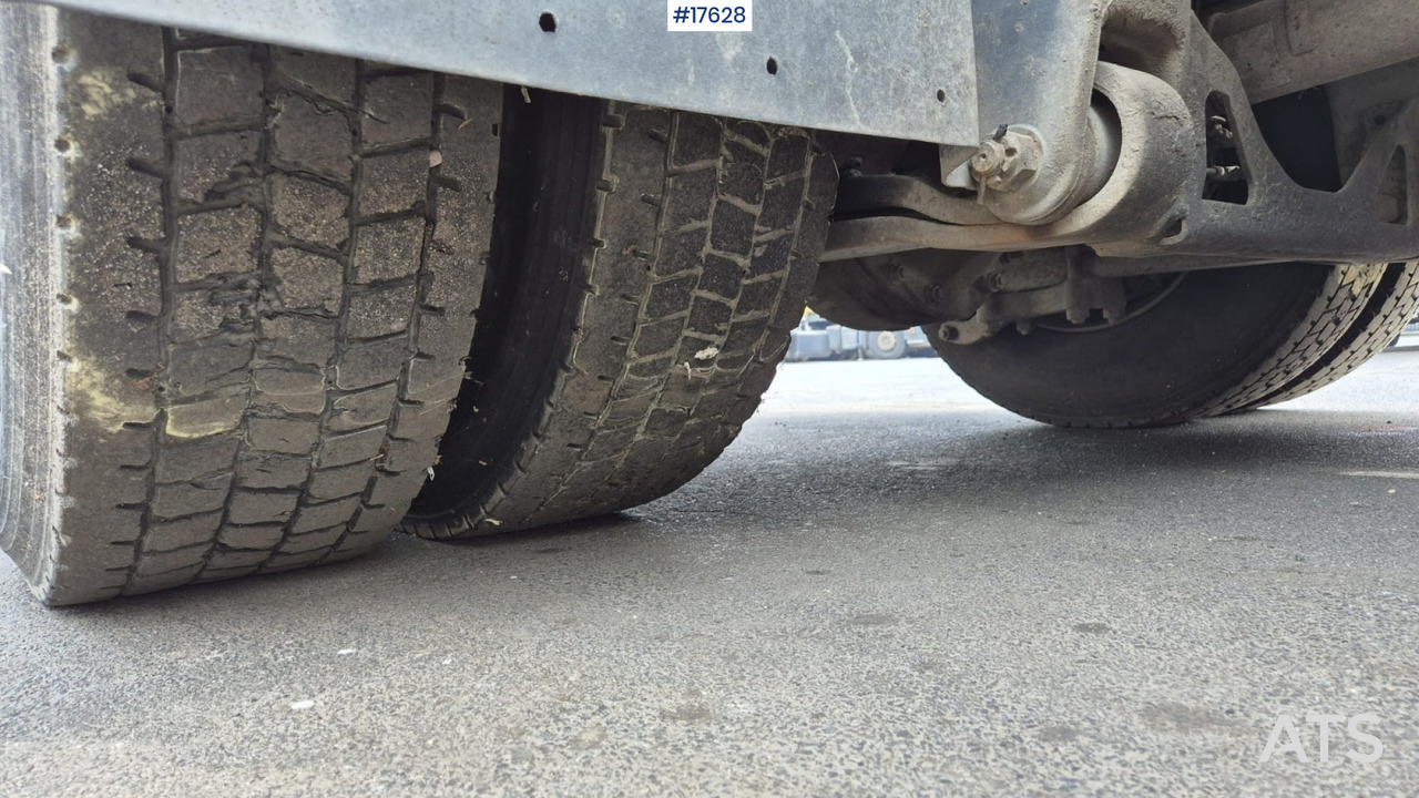 Tractor unit 2000 Scania 124 L 400: picture 17 Tractor unit 2000 Scania 124 L 400: picture 17