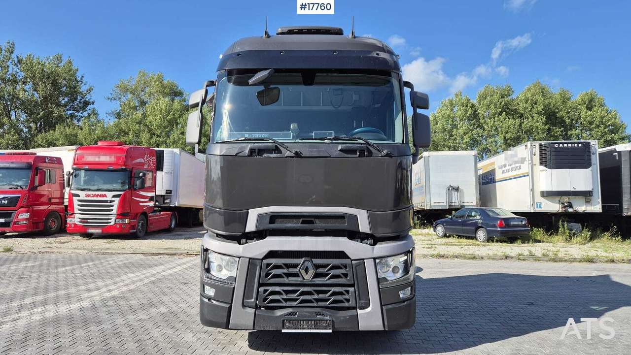 Truck tractor RENAULT T520 (2016) - Tractor unit: picture 4 Truck tractor RENAULT T520 (2016) - Tractor unit: picture 4