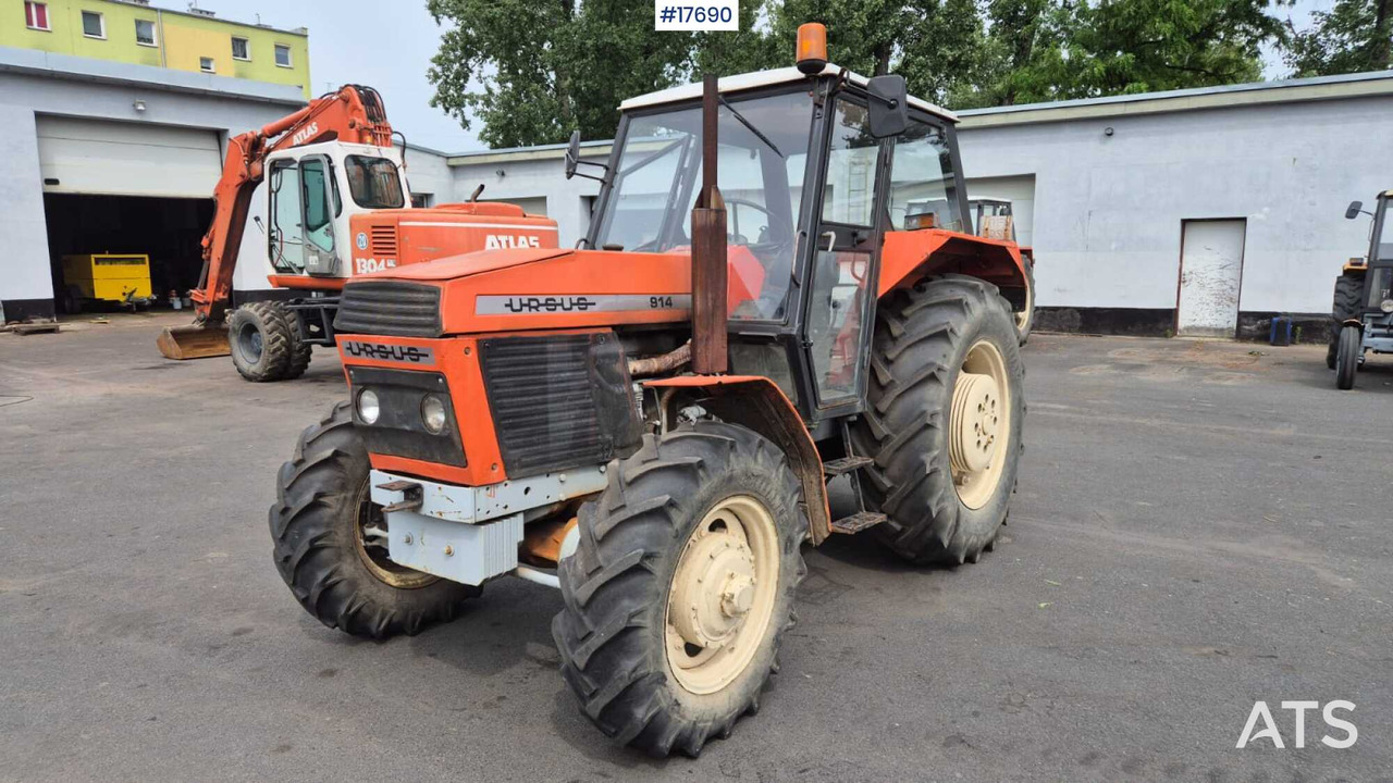 URSUS 914 tractor (1989) - Farm tractor: picture 1 URSUS 914 tractor (1989) - Farm tractor: picture 1