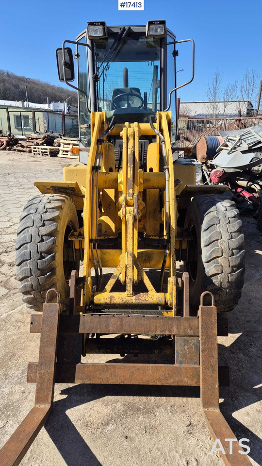 Wheel loader AHLMANN AL 85t 2004) forks, quick coupler, opening bucket. - Wheel loader: picture 3 Wheel loader AHLMANN AL 85t 2004) forks, quick coupler, opening bucket. - Wheel loader: picture 3