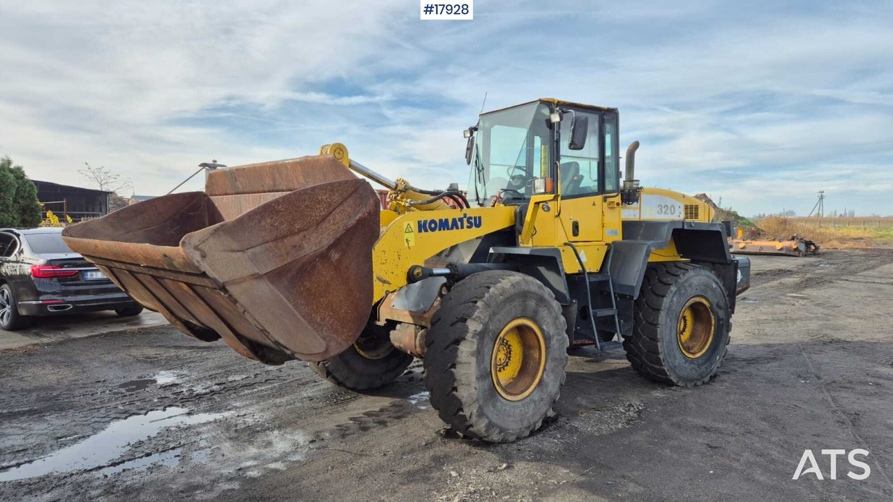 Wheel loader KOMATSU WA320-5H (2005) - Wheel loader: picture 1 Wheel loader KOMATSU WA320-5H (2005) - Wheel loader: picture 1