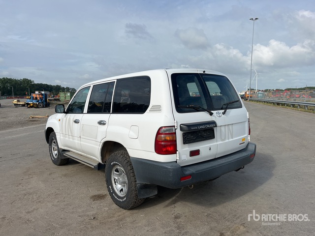 1999 Toyota Land Cruiser HZJ105L-GCMRS SUV - SUV: picture 2 1999 Toyota Land Cruiser HZJ105L-GCMRS SUV - SUV: picture 2