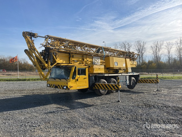 2007 Spierings SK377-AT3 Tri/A Self-Erecting Mobile Tower Crane - All terrain crane: picture 1 2007 Spierings SK377-AT3 Tri/A Self-Erecting Mobile Tower Crane - All terrain crane: picture 1