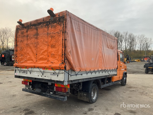 2010 Mercedes-Benz Vario 818DE 4x2 Service Truck - Curtain side van, Combi van: picture 4 2010 Mercedes-Benz Vario 818DE 4x2 Service Truck - Curtain side van, Combi van: picture 4