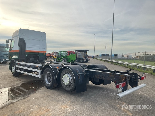2012 Renault Premium 6x2 Sleeper Cab and Chassis - Cab chassis truck: picture 3 2012 Renault Premium 6x2 Sleeper Cab and Chassis - Cab chassis truck: picture 3