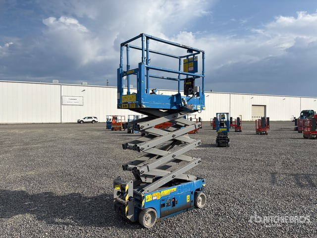 2013 Genie GS1932 Electric Scissor Lift - Scissor lift: picture 1 2013 Genie GS1932 Electric Scissor Lift - Scissor lift: picture 1
