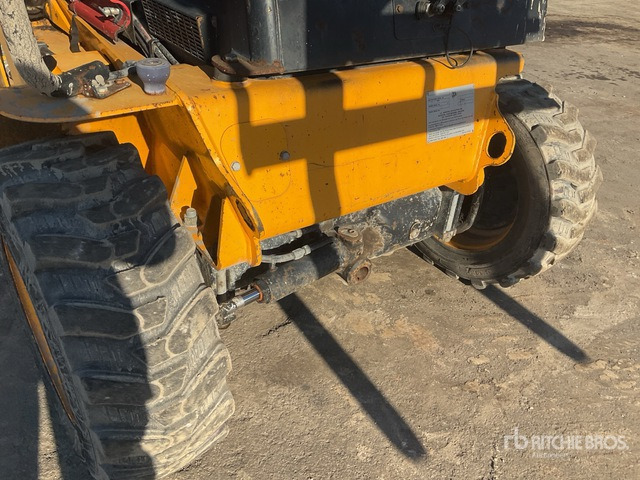 2015 JCB 520-40 Telescopic Boom Lift - Telescopic handler: picture 4 2015 JCB 520-40 Telescopic Boom Lift - Telescopic handler: picture 4