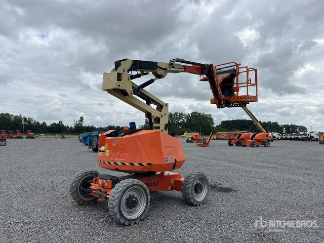 2015 JLG 340AJ 4WD Diesel Articulating Boom Lift - Articulated boom: picture 1 2015 JLG 340AJ 4WD Diesel Articulating Boom Lift - Articulated boom: picture 1
