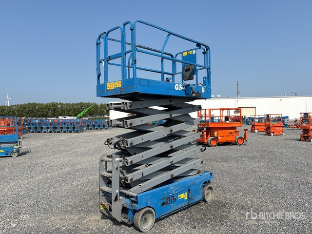 2016 Genie GS-4047 Electric Scissor Lift - Scissor lift: picture 3 2016 Genie GS-4047 Electric Scissor Lift - Scissor lift: picture 3