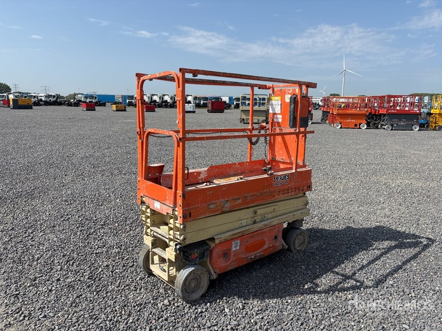 2016 JLG 1930ES Electric (Inoperable) Scissor Lift - Scissor lift: picture 4 2016 JLG 1930ES Electric (Inoperable) Scissor Lift - Scissor lift: picture 4