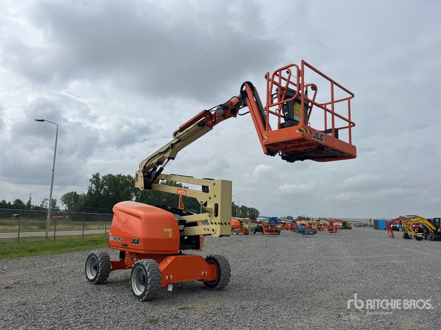 2022 JLG EC450AJ 2WD Electric Articulating Boom Lift - Articulated boom: picture 4 2022 JLG EC450AJ 2WD Electric Articulating Boom Lift - Articulated boom: picture 4