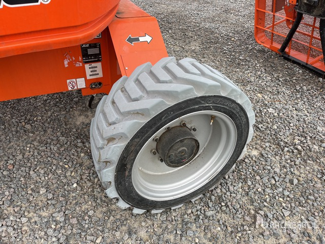 2022 JLG EC520AJ 2WD Electric Articulating Boom Lift - Articulated boom: picture 4 2022 JLG EC520AJ 2WD Electric Articulating Boom Lift - Articulated boom: picture 4