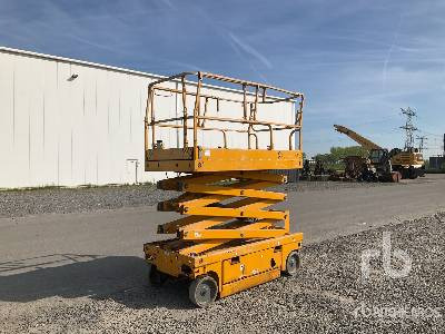 HAULOTTE COMPACT 10 Electric - Scissor lift: picture 1 HAULOTTE COMPACT 10 Electric - Scissor lift: picture 1