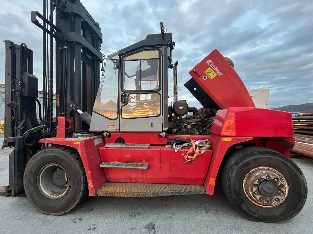Kalmar DCE 120-12 - Diesel forklift: picture 4 Kalmar DCE 120-12 - Diesel forklift: picture 4