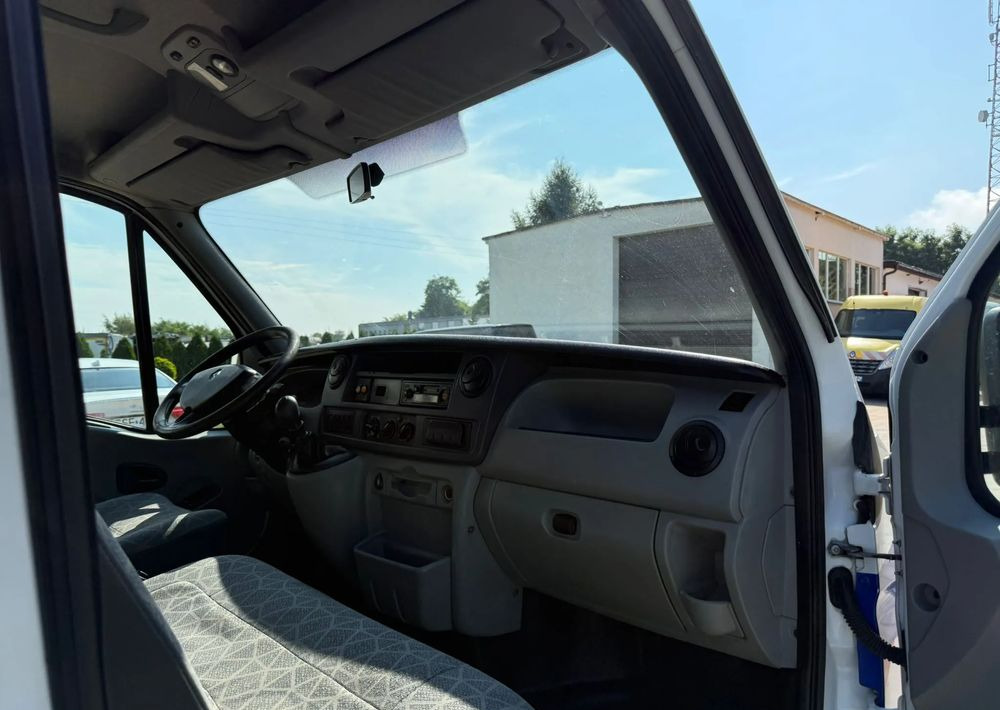 Leasing of  Renault Master Renault Master: picture 8