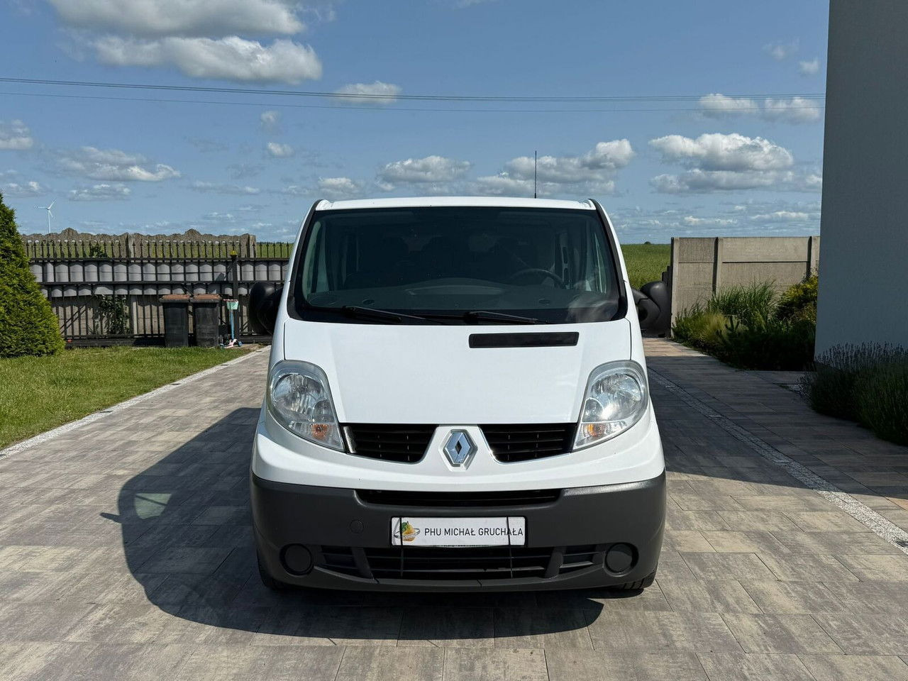 Renault Trafic 2.0 - Small van, Combi van: picture 2 Renault Trafic 2.0 - Small van, Combi van: picture 2
