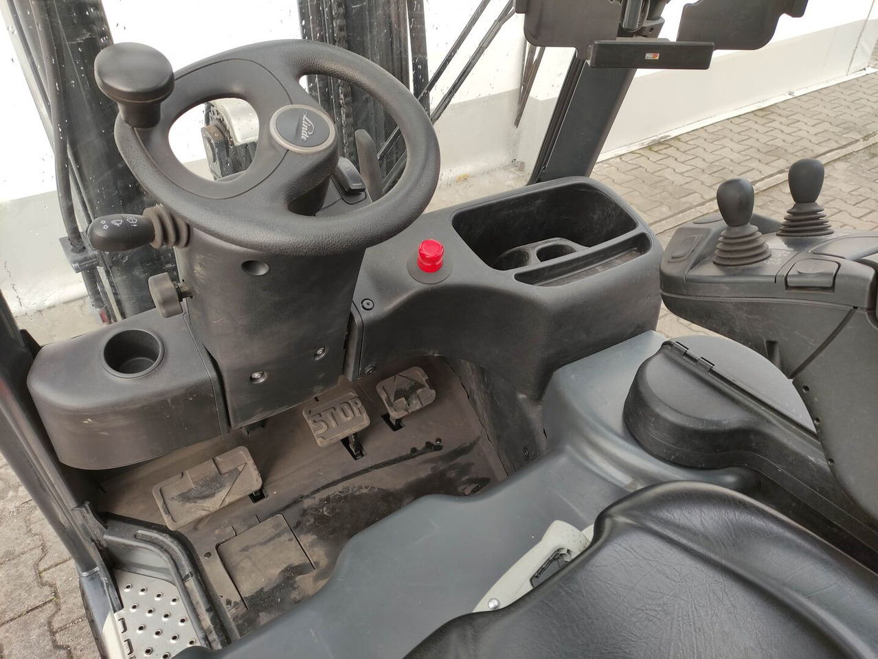 Linde E16PH-02-386 - Electric forklift: picture 5 Linde E16PH-02-386 - Electric forklift: picture 5