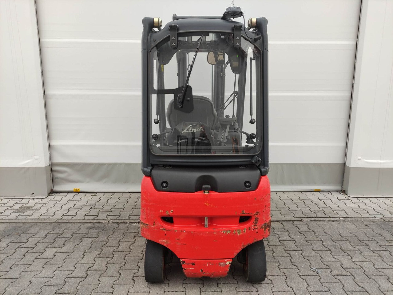 Linde E20PH-01-386 - Electric forklift: picture 4 Linde E20PH-01-386 - Electric forklift: picture 4